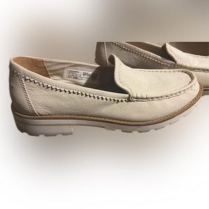 Sperry top siders 9M Lug Loafer Ivory